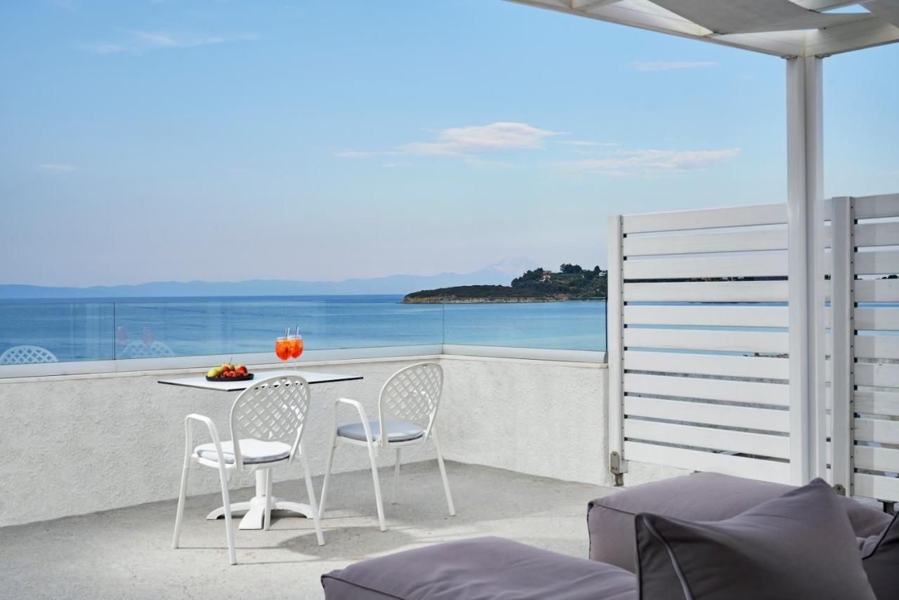 Antigoni Seaside Resort Chalkidiki Exterior photo